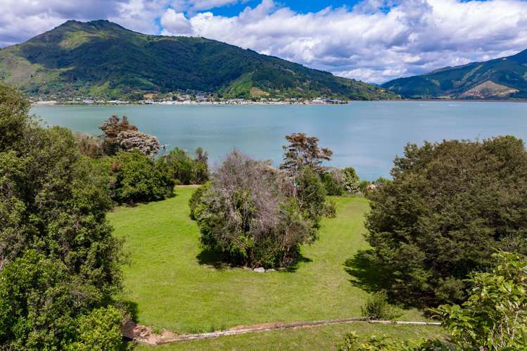 257 Queen Charlotte Drive Havelock_12