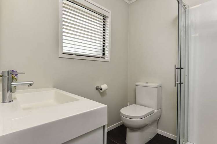 84 Fonteyn Street Avondale_9