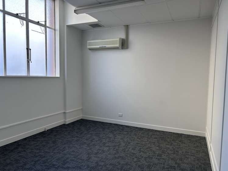 67 Princes Street Dunedin Central_5