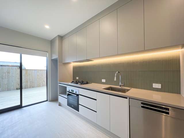 46B Tiroroa Avenue, Te Atatu South