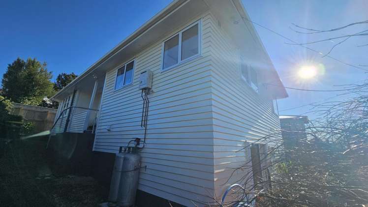 77 Mould Street Waitara_10
