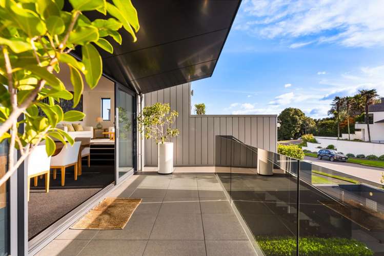 7 Whitcombe Road Bucklands Beach_13