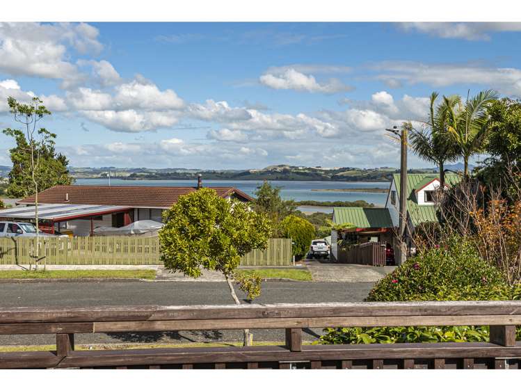 49 West View Crescent Onerahi_1