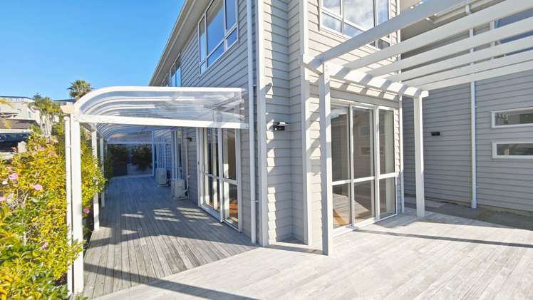 12 Fernhill Way Oteha_28