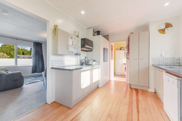 121 Whitby Road Wakefield_7