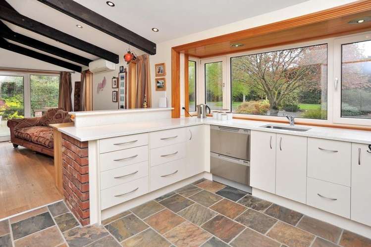 454 Johns Road Fernside_3