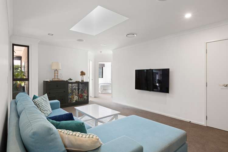 23 Waldorf Crescent Orewa_10