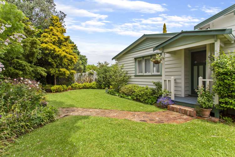 6 East Street Drury_16