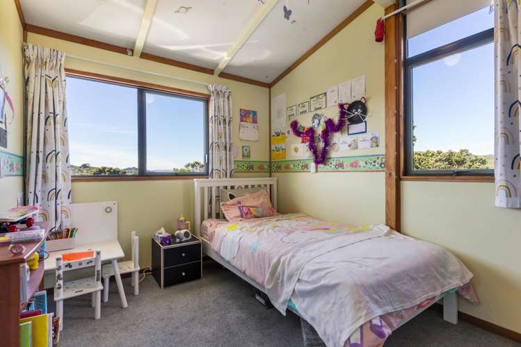 84 Thurleigh Grove Karori_15