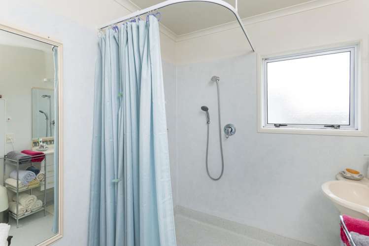 17/690 Gladstone Road Te Hapara_12