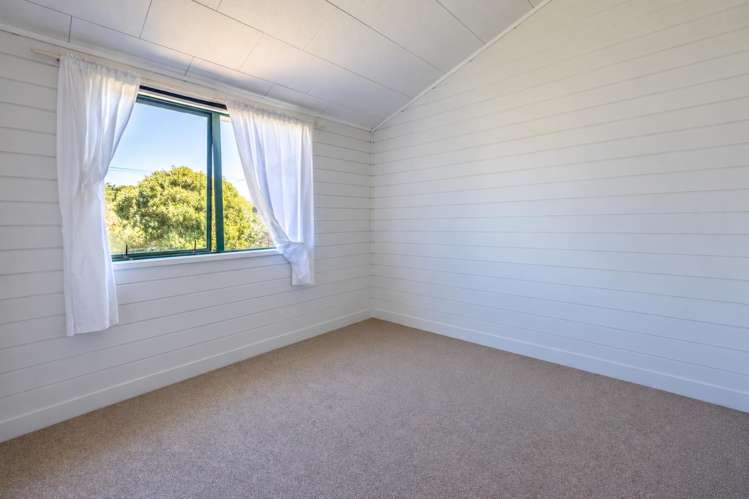 504 Sea View Road Onetangi_13