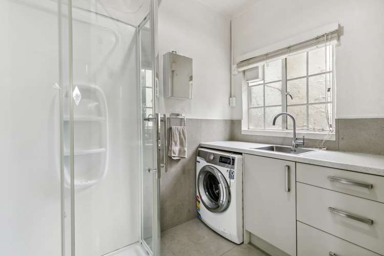 42 Nicholson Road Khandallah_9