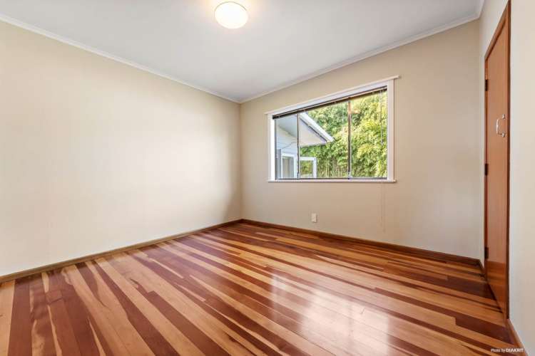 14 Sunray Avenue Titirangi_9