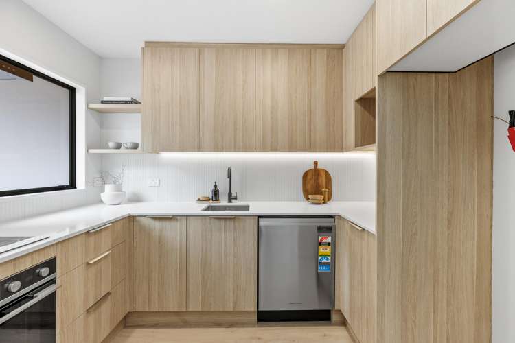 2/8 Mayfair Street Riccarton_10