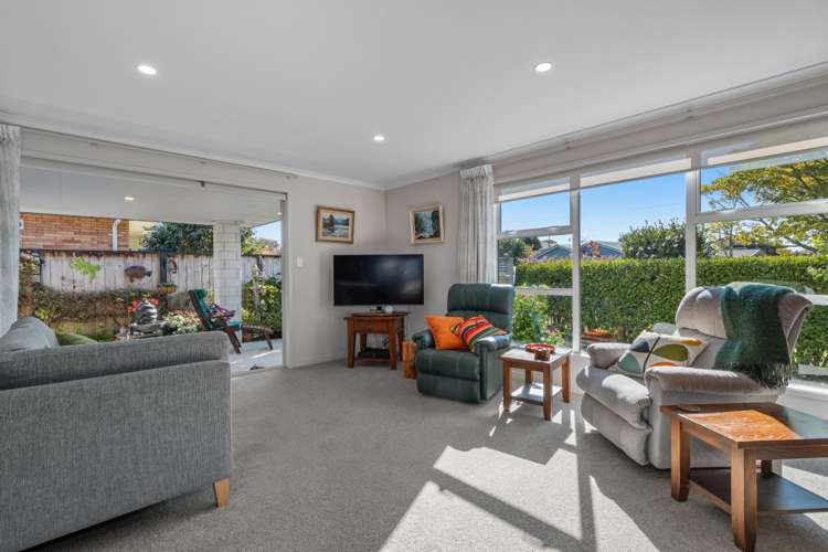 2 Calla Way Matua_17