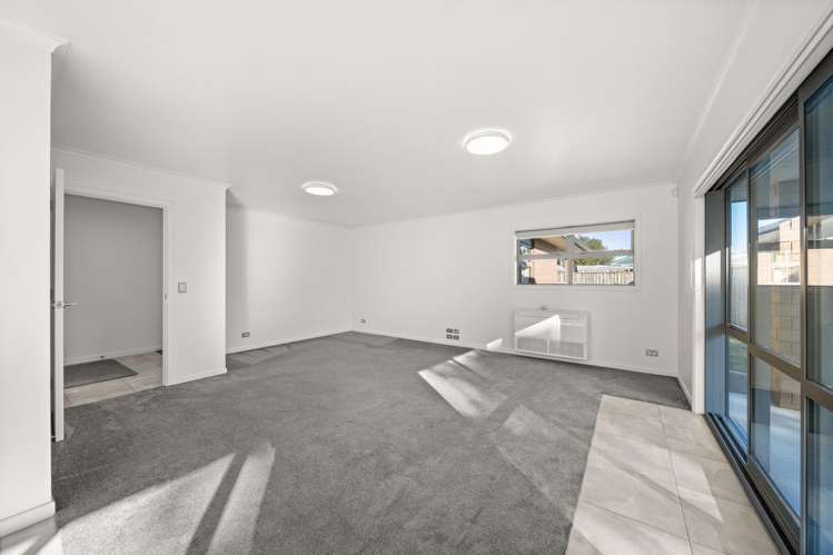 42 Fergusson Street Solway_19