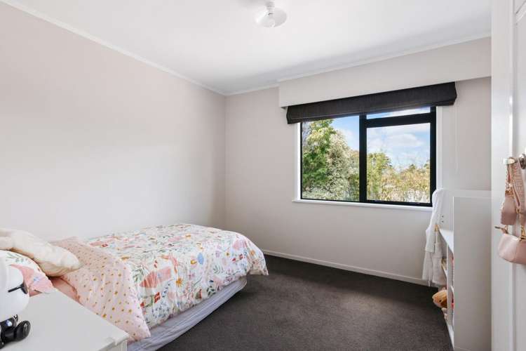 8 Highfield Crescent Brookfield_25