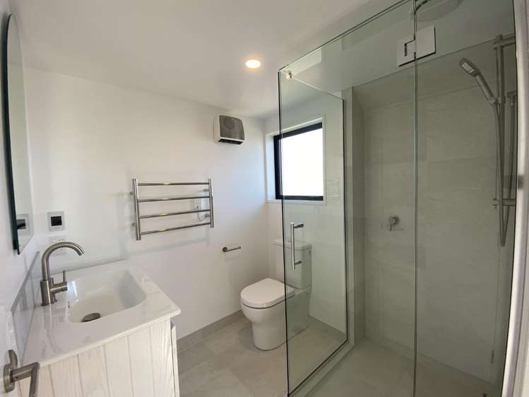 2/1 Sugden Street 10222_7