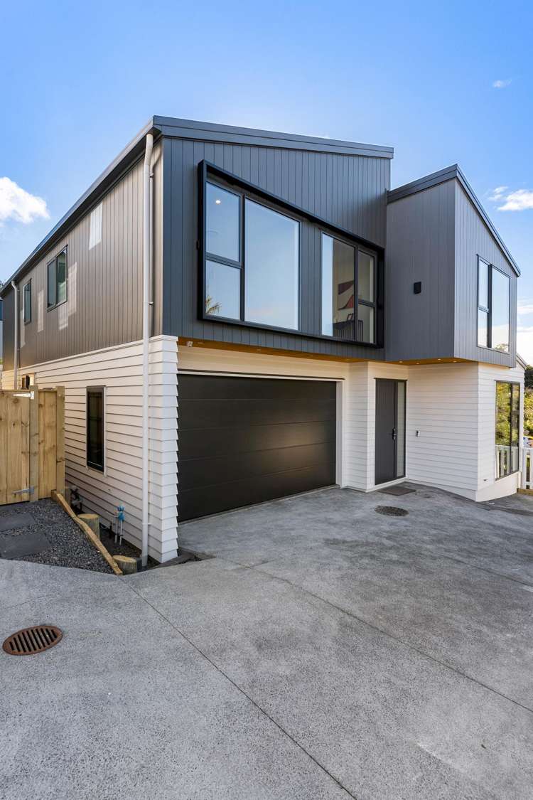 2/32 Caversham Drive Torbay_41