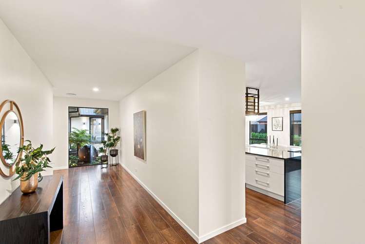 56 Carnaveron Drive Lincoln_12