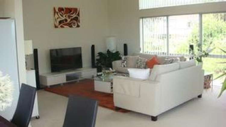 2/167a Carlisle Road Northcross_2