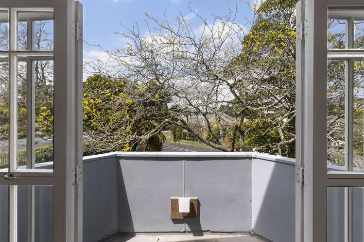 1 Westbourne Road Murrays Bay_35