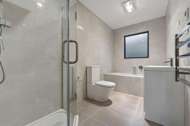 11 Whale bay rise Gulf Harbour_24