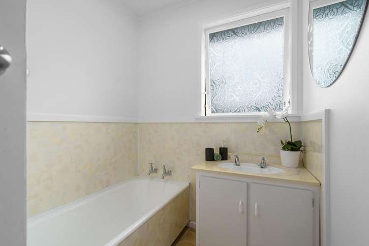 11 Thompson Street Leamington_12