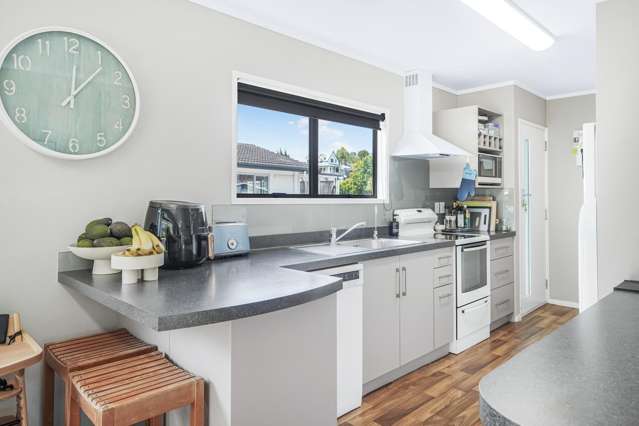 2 Birch Hill Place Dinsdale_2