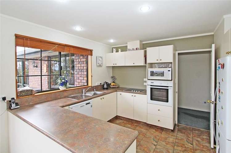 12 Bremner Crescent Stoke_4