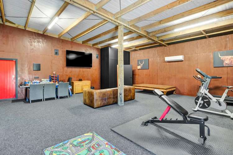 90 Peters Road Egmont Village_37