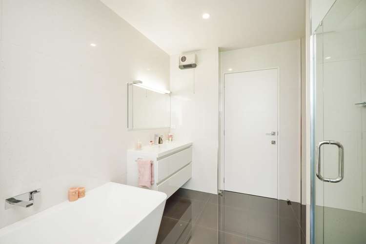 89 Sunrise Drive Seaward Bush_27