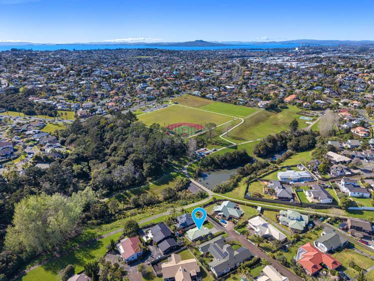 2/45 Unsworth Drive Unsworth Heights_16