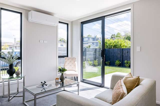 1/4 Carey Street Maeroa_4