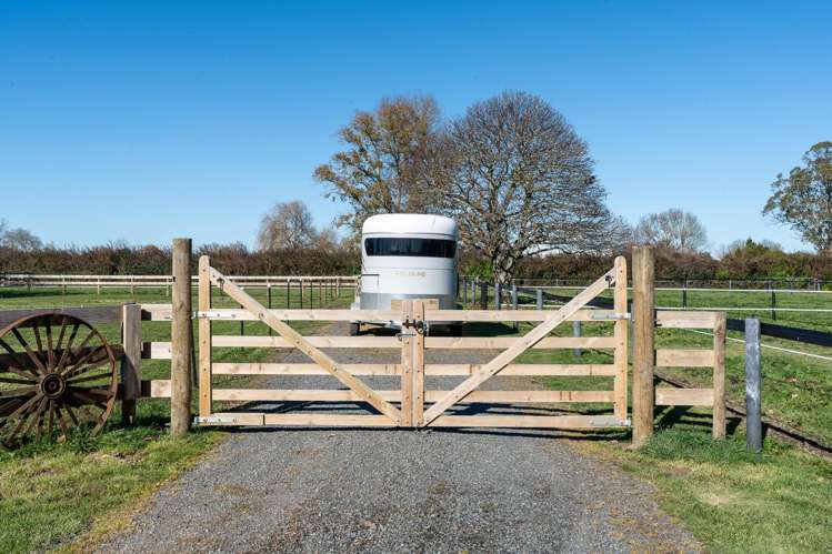 107 Pencarrow Road_2