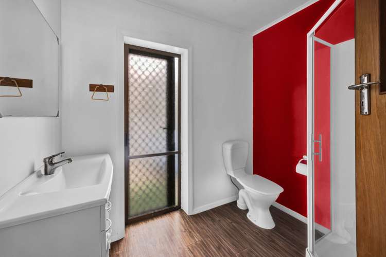 8 George Street Hawera_18