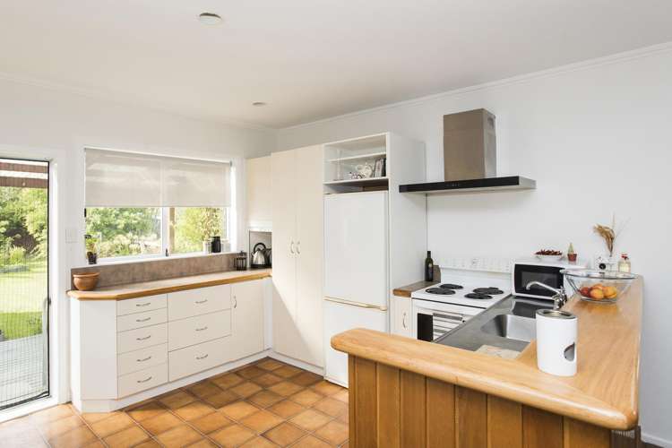 9 Lewis Street Kaiti_6