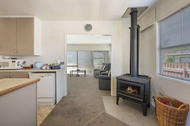 34 Whitworth Road Utuhina_5