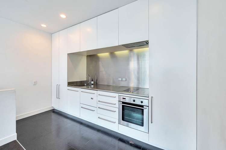 18n Fisher-Point Drive Auckland Central_5