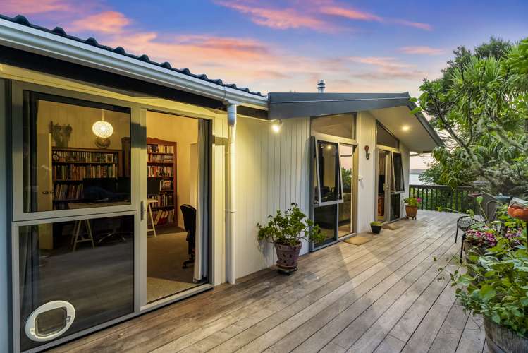 69 Hadfield Street Beach Haven_6