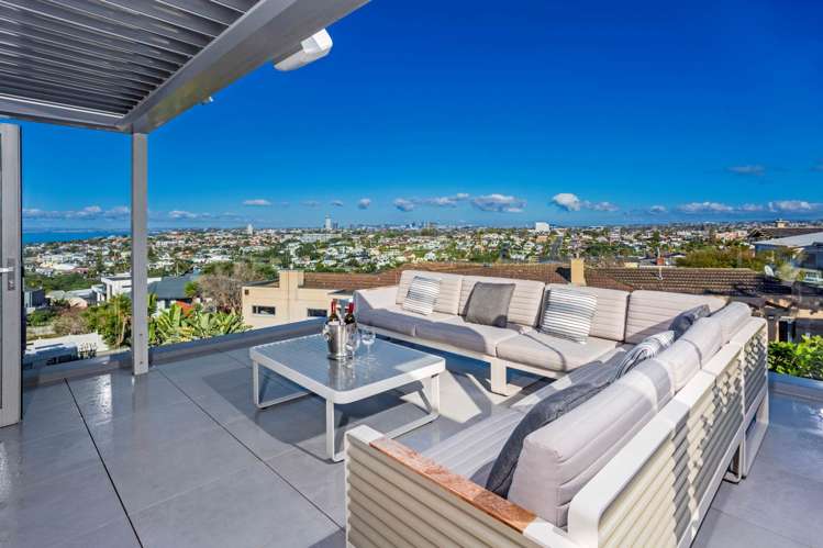 62 Seaview Road Castor Bay_20