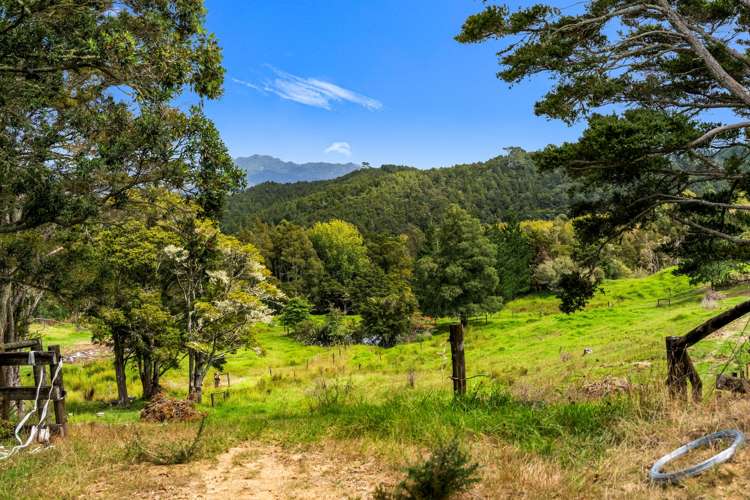 240 Pukeatua Road Maungatapere_12