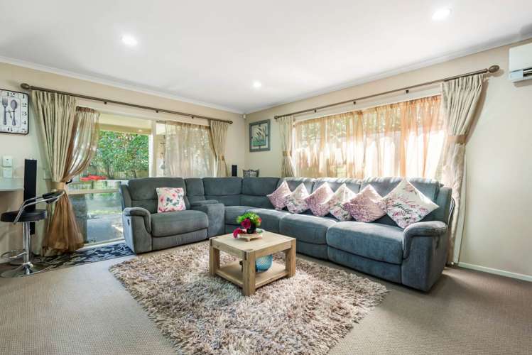 29 Seresin Crescent Flat Bush_8