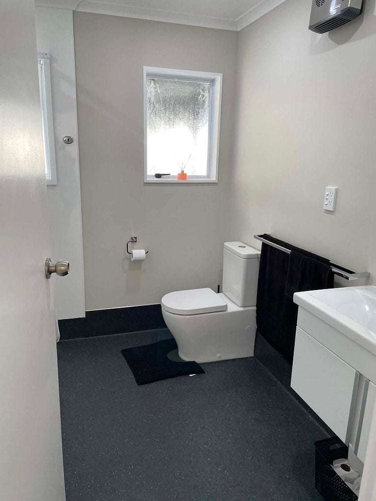 13 Guy Avenue Levin_6