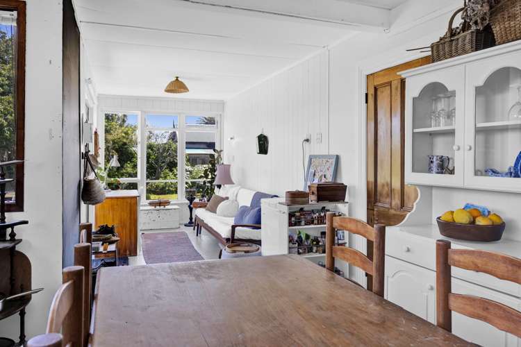 207 Egmont Street Patea_13