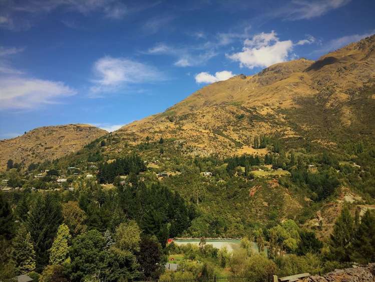 8 Redfern Terrace Arthurs Point_11