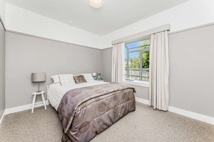 29 Broadway Avenue Waikuku Beach_23