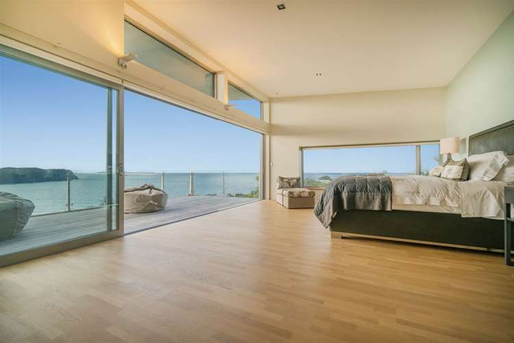 28 Radar Road Hot Water Beach_13