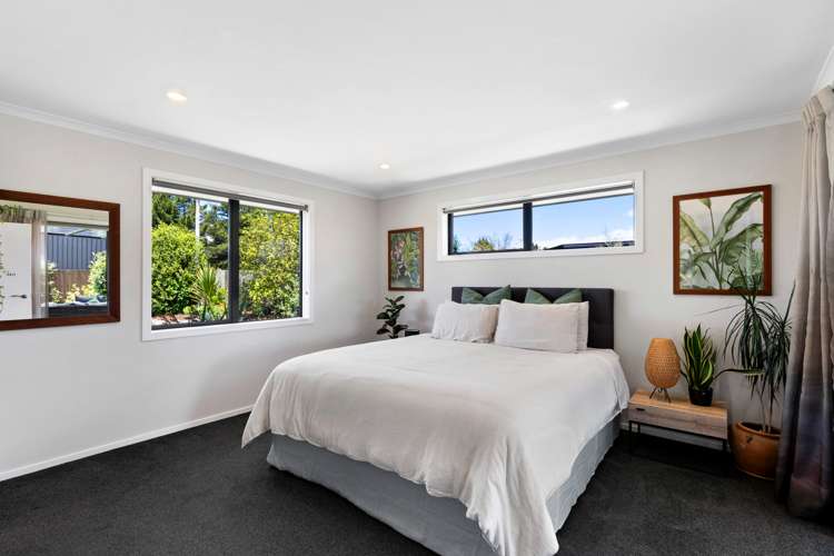 13 Kingfisher Crescent Albert Town_10