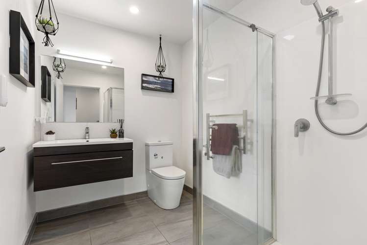 15 Gateway Avenue Beachlands_15